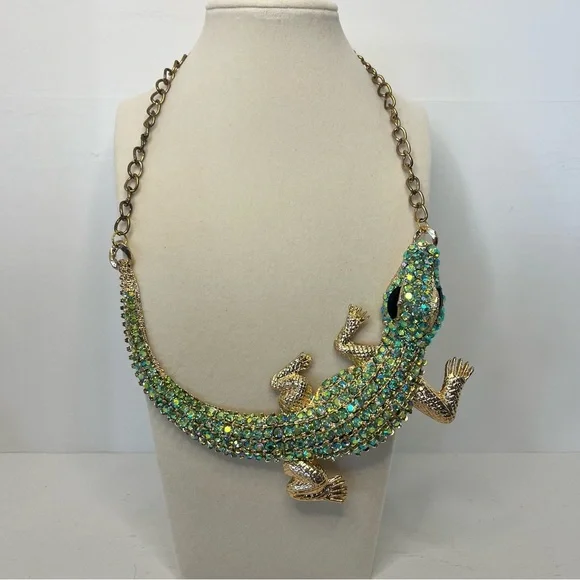 Huge Jeweled Green Lizard Pendant Statement Necklace - Picture 2 of 13